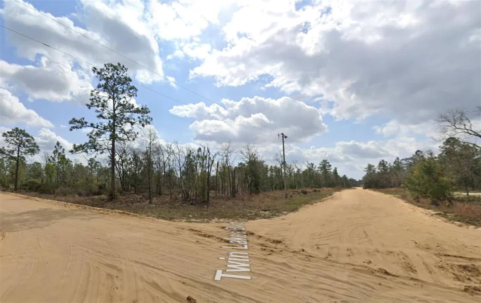 MARINERS LAKE ESTATES - Land