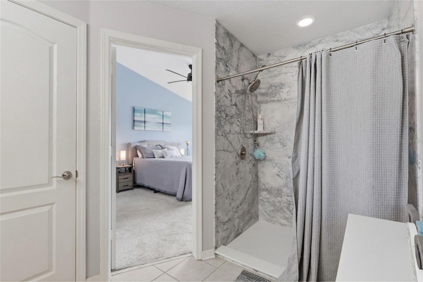 VISTA CAY - Residential