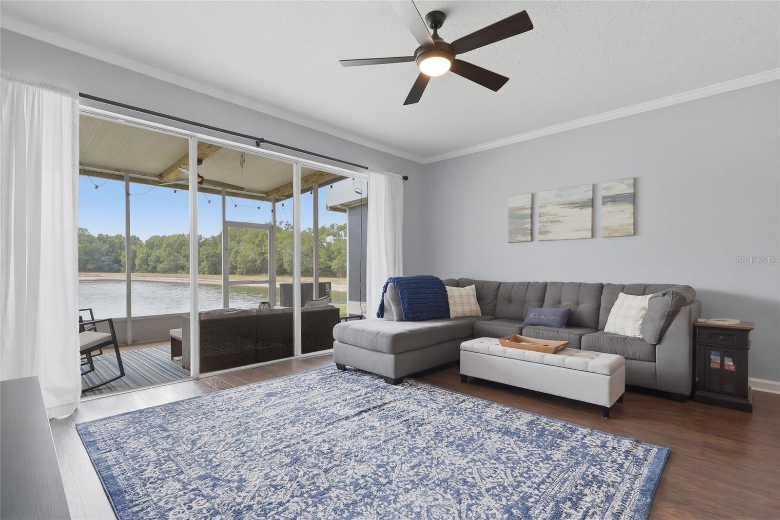 VISTA CAY - Residential