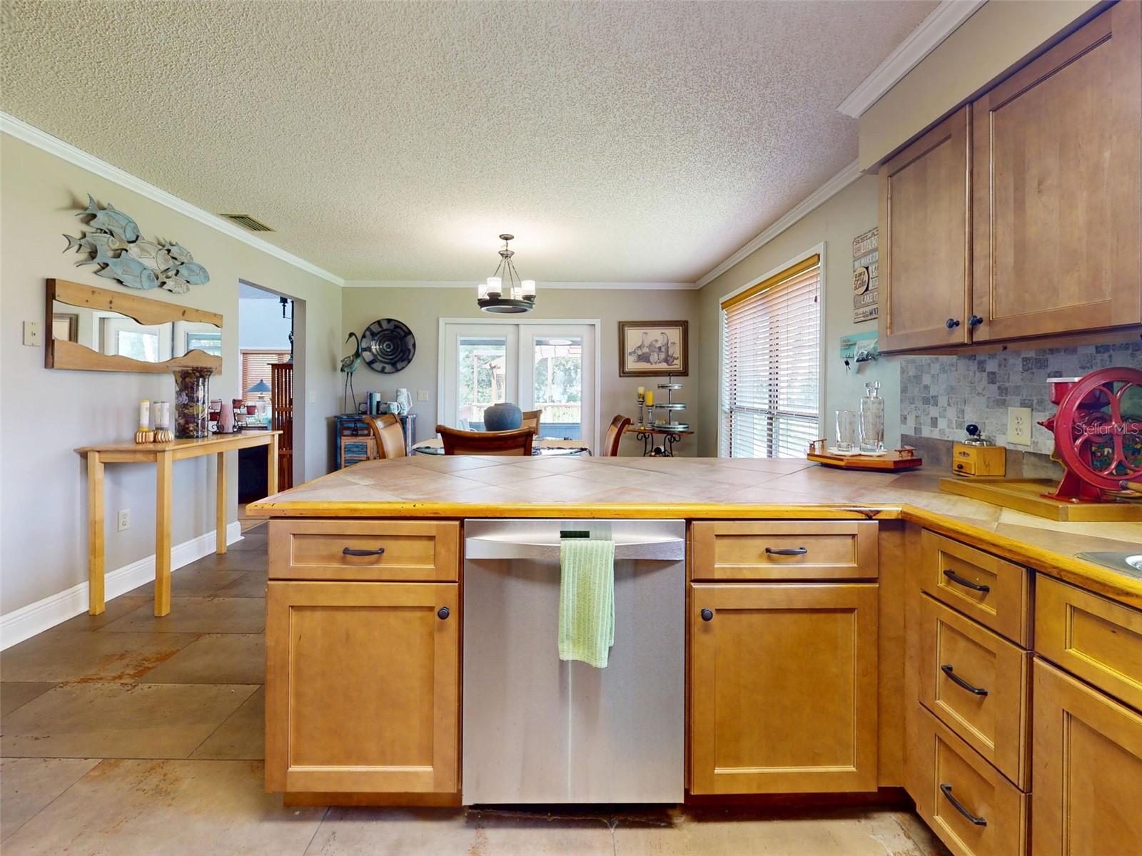 MAGNOLIA SHORES - Residential