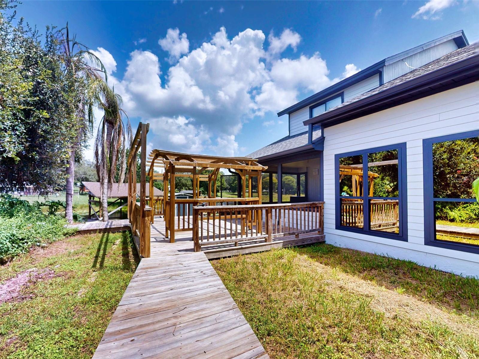 MAGNOLIA SHORES - Residential