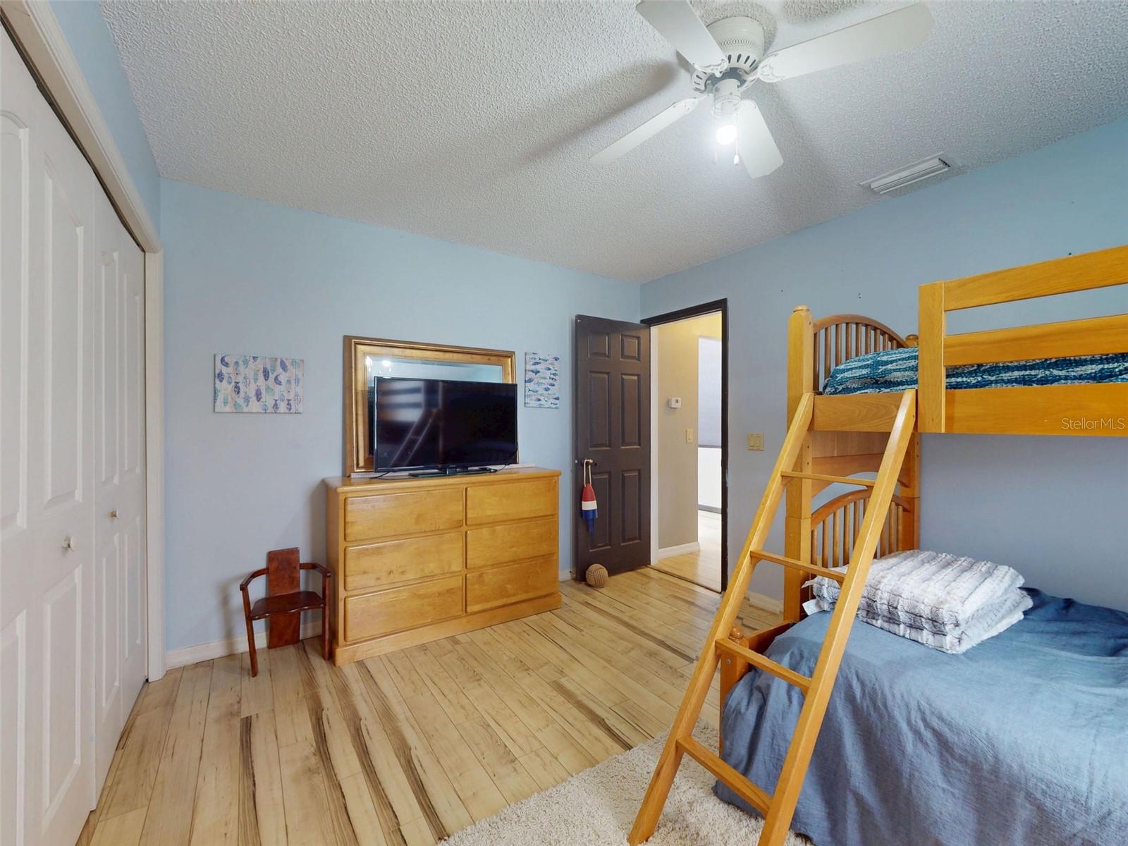 MAGNOLIA SHORES - Residential