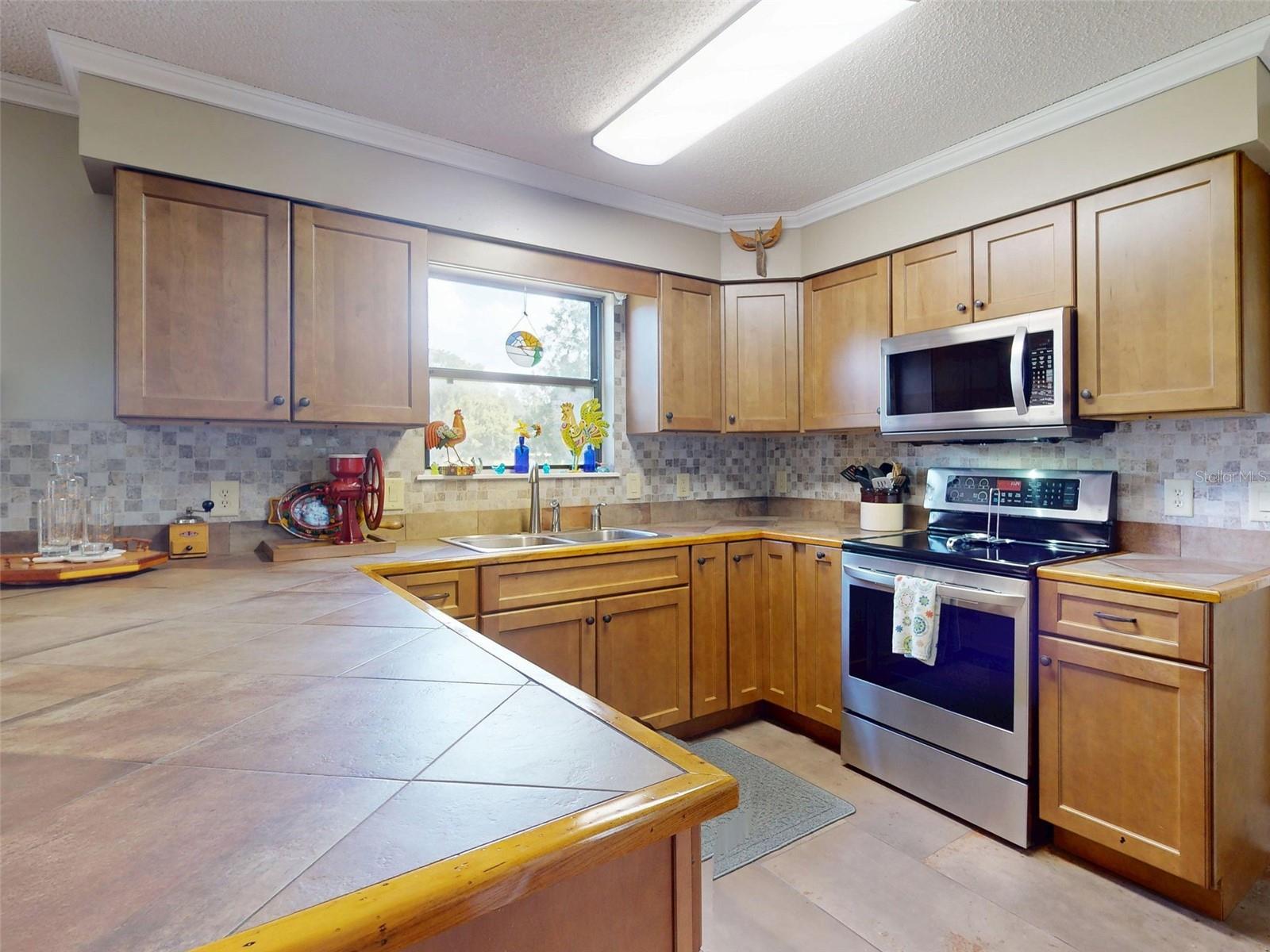 MAGNOLIA SHORES - Residential