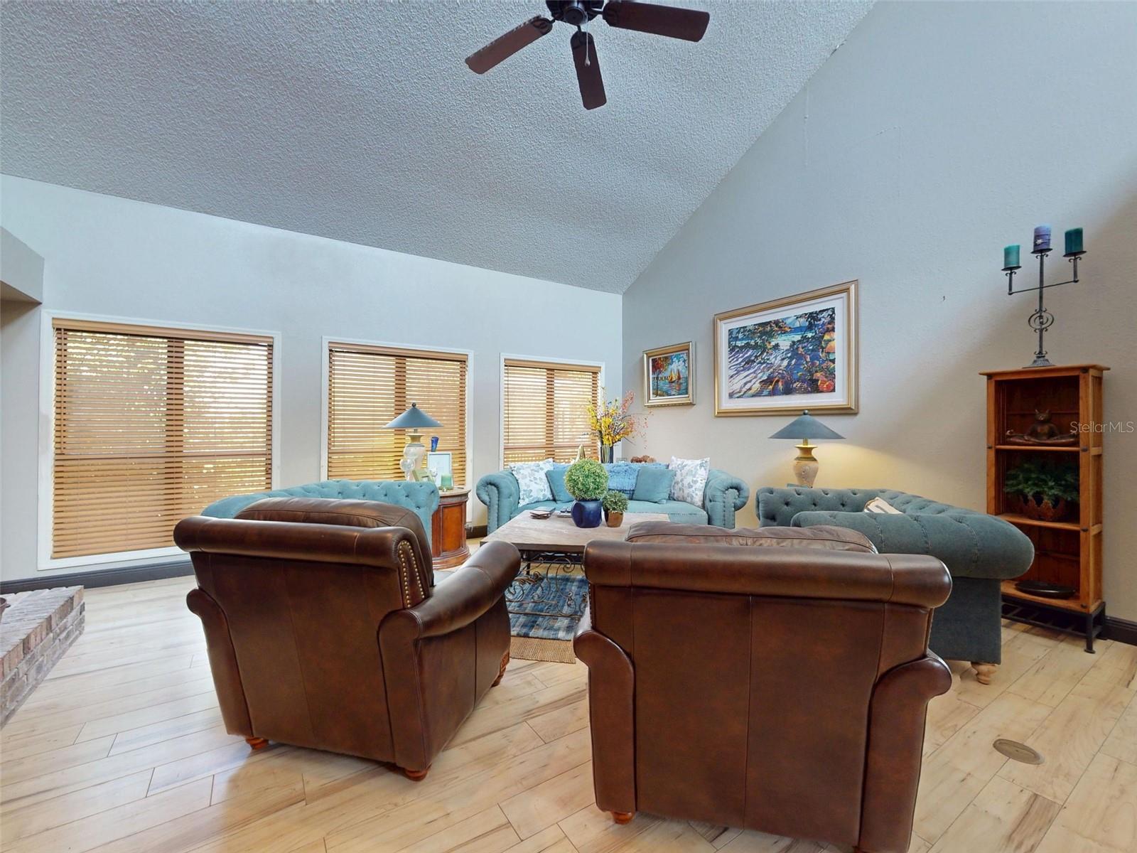 MAGNOLIA SHORES - Residential