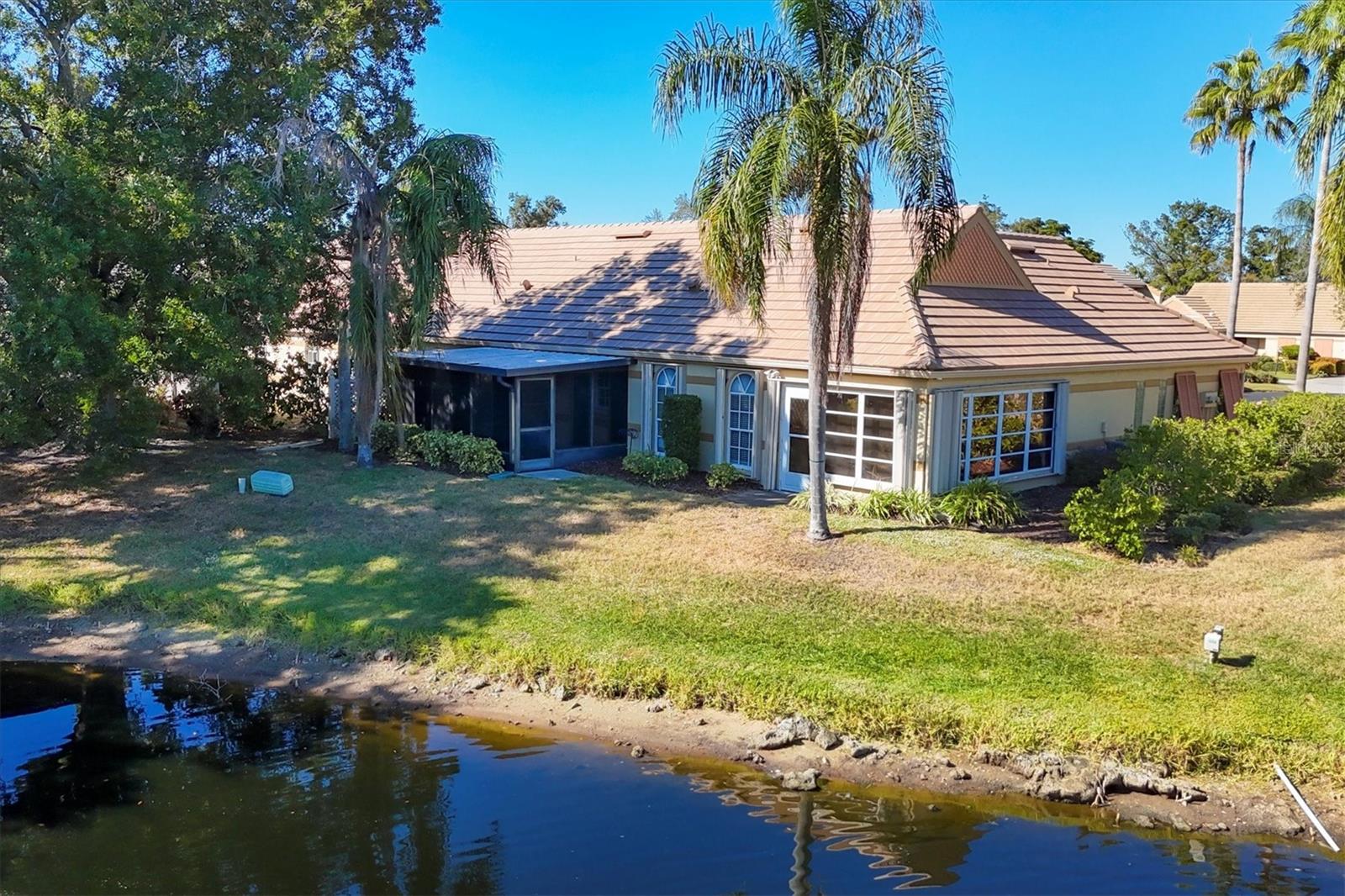 LAKEBRIDGE - Residential