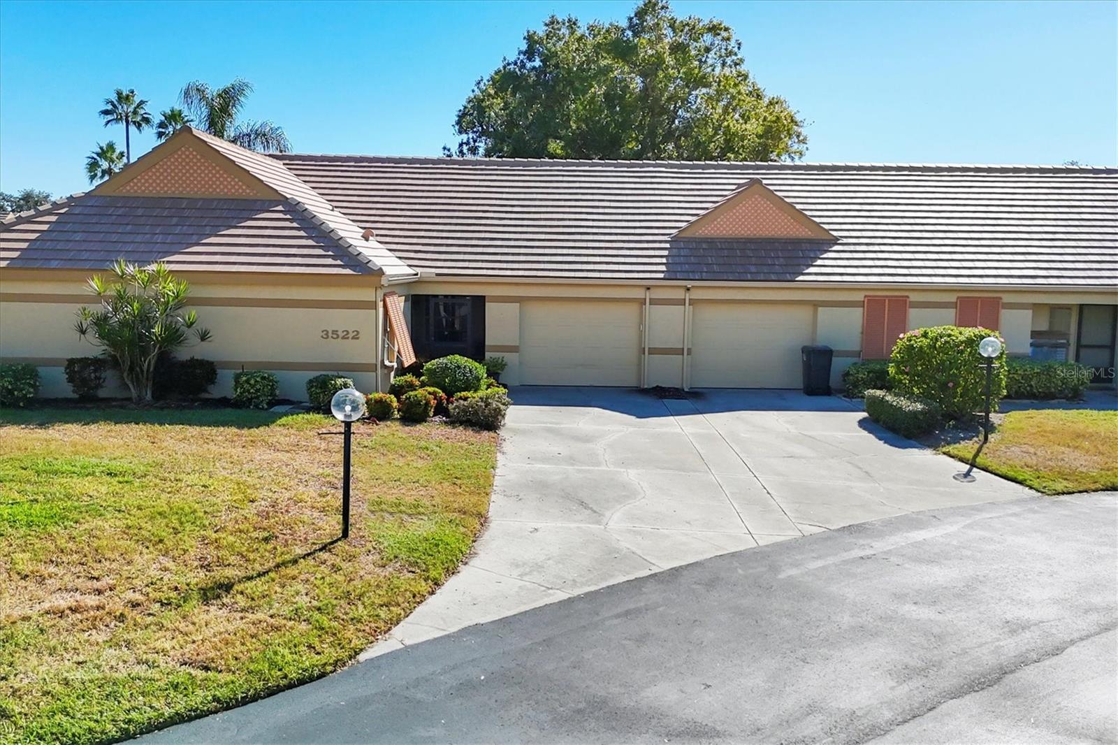 LAKEBRIDGE - Residential