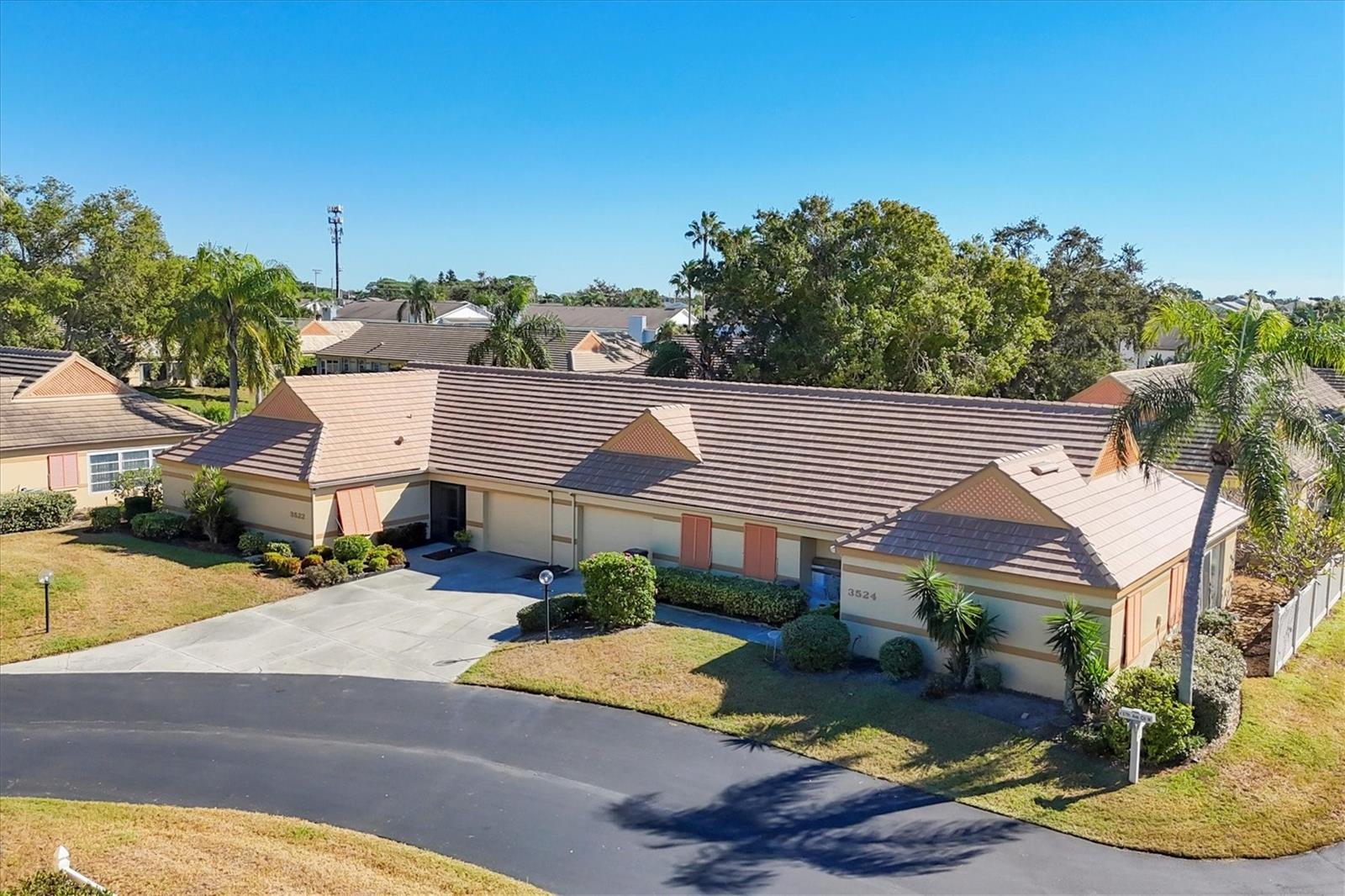 LAKEBRIDGE - Residential