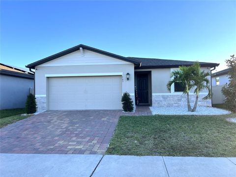 A home in WINTER HAVEN