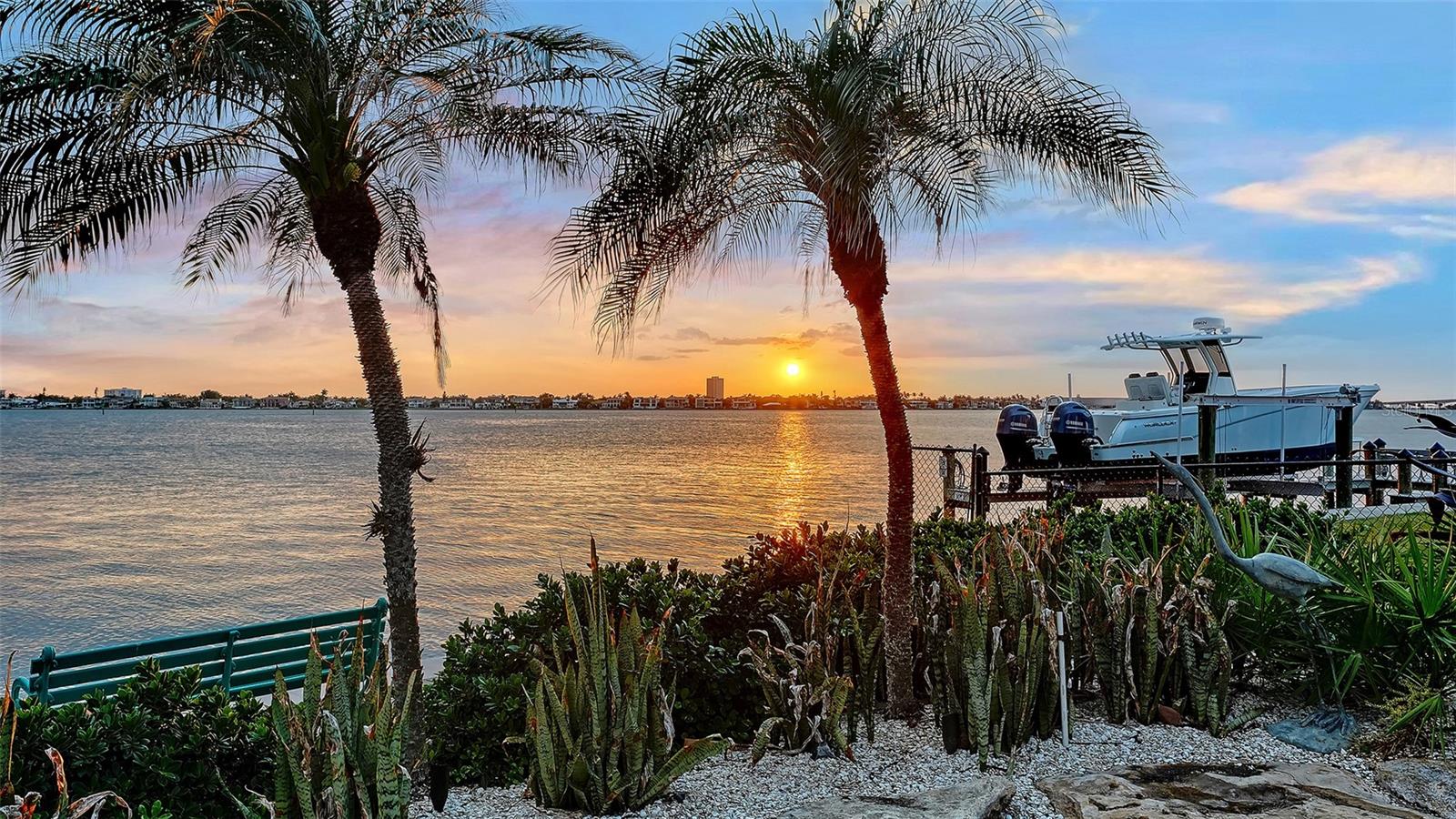 HARBOR ACRES - Residential