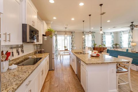 Tiny photo for 30339 Plymouth Creek Circle, Sorrento, FL 32776 (MLS # O6385729)