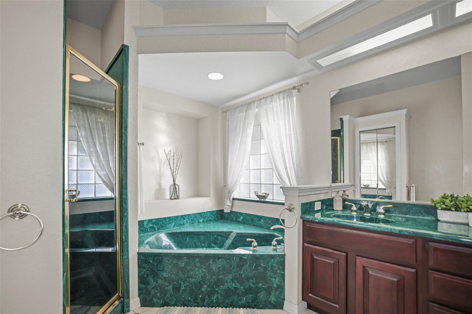 1763; RYE RD, E, GOLF COURSE RD, C.R.675 AREA - Residential