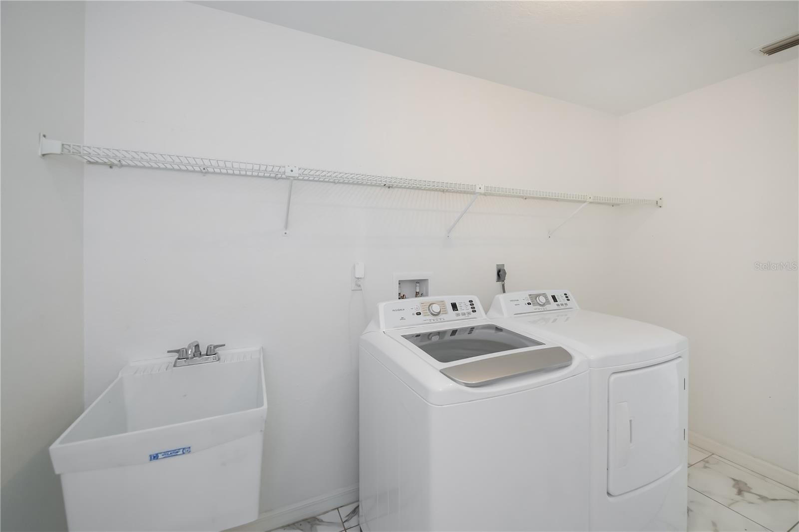 PUNTA GORDA ISLES SEC 20 - Residential