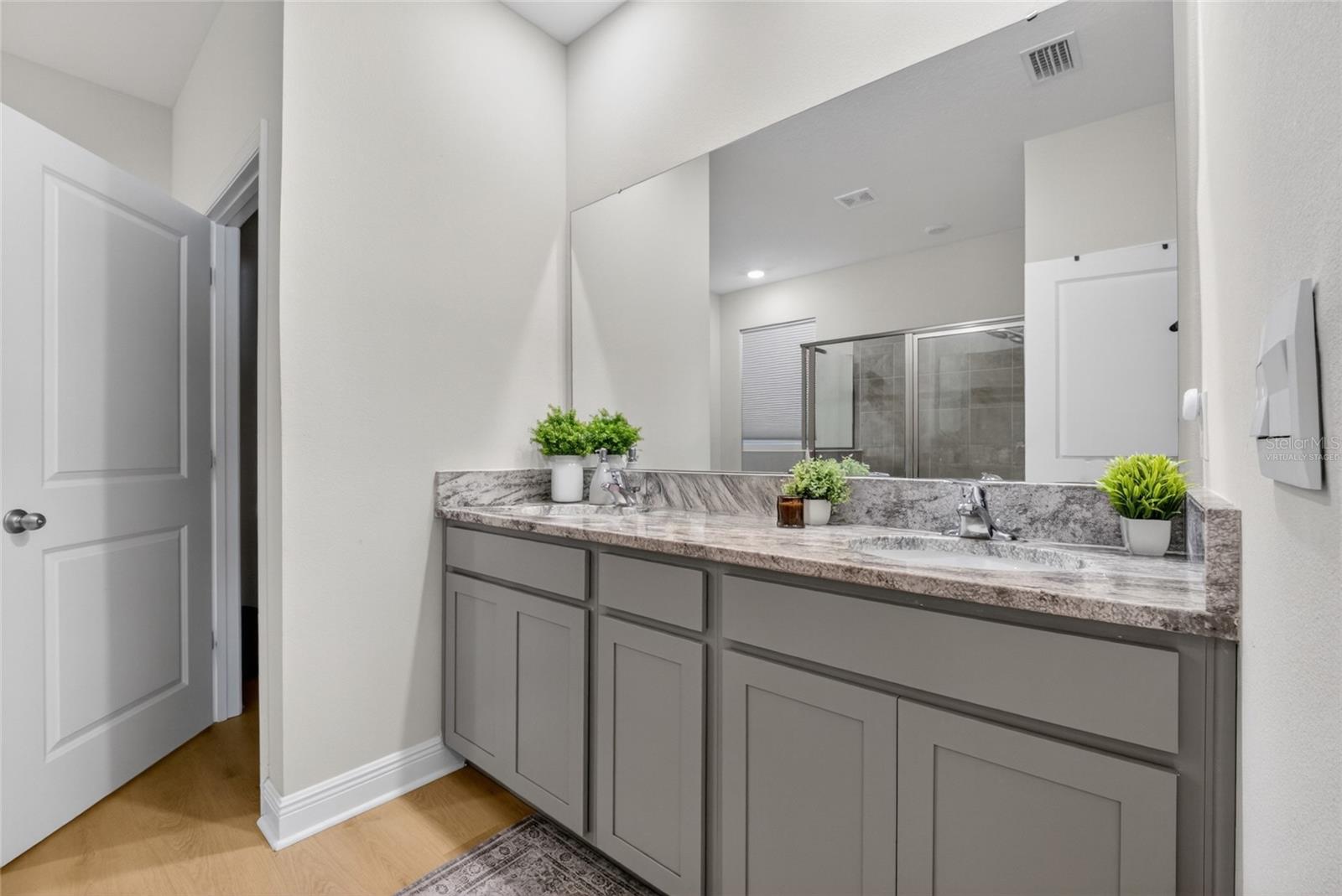 RIDGE/HEATH BROOK PH 1 - Residential
