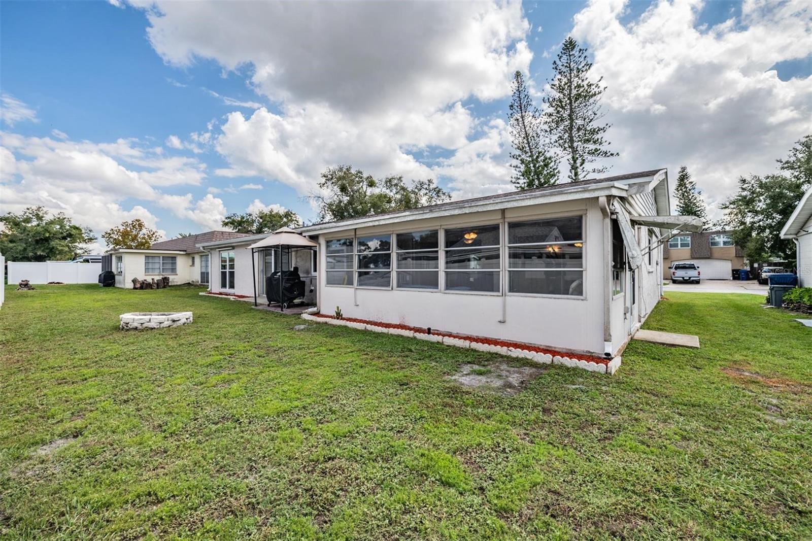 BEACON SQUARE - Residential