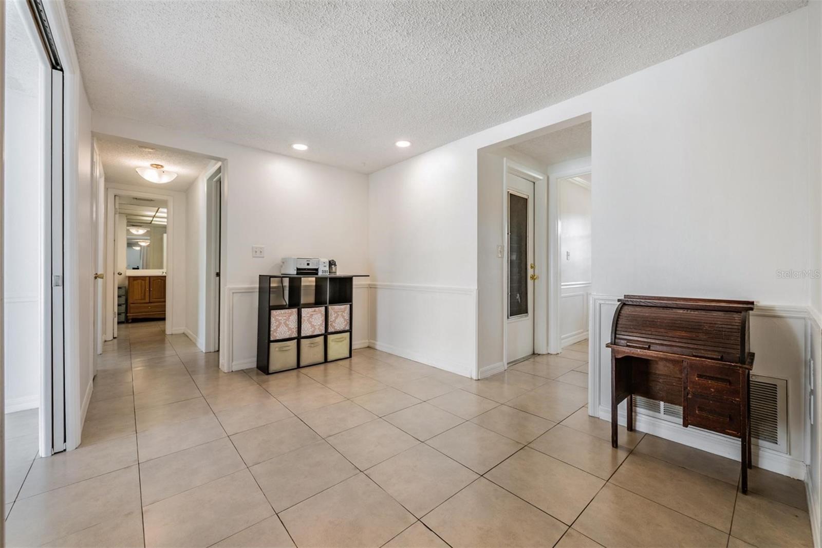 BEACON SQUARE - Residential