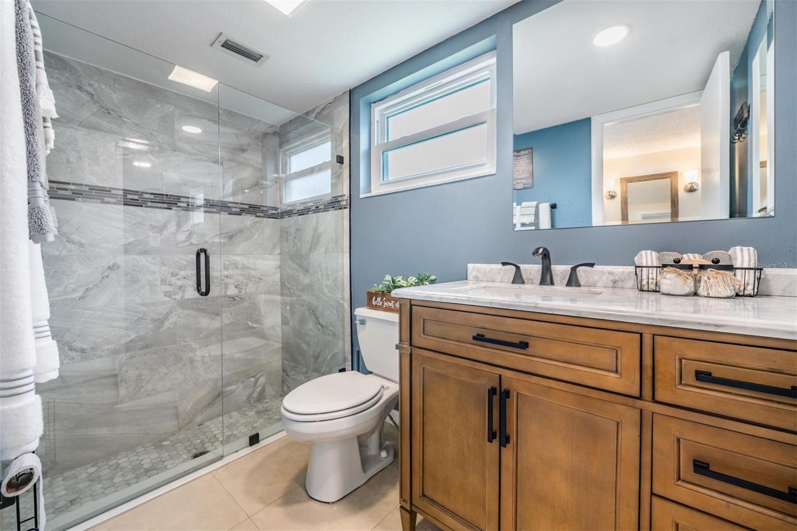 BEACON SQUARE - Residential