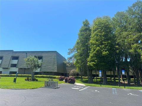 Photo of 36750 Us Highway 19 N #4-304, Palm Harbor, FL 34684 (MLS # TB8414228)