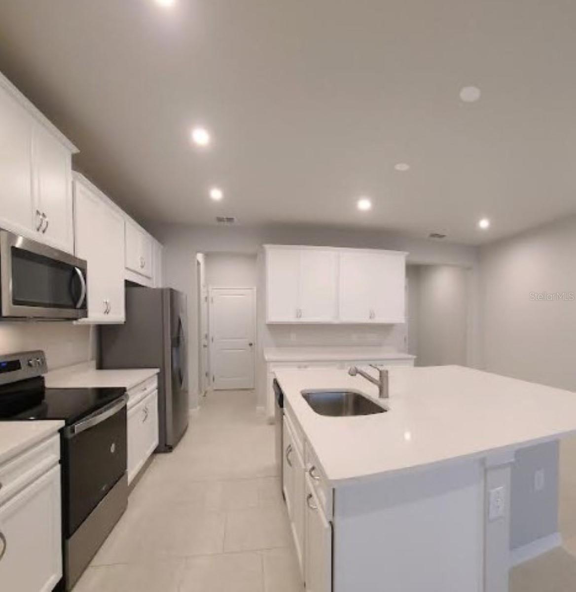 PARKVIEW-AT LONG LAKE RANCH-PH 1 - Residential Lease