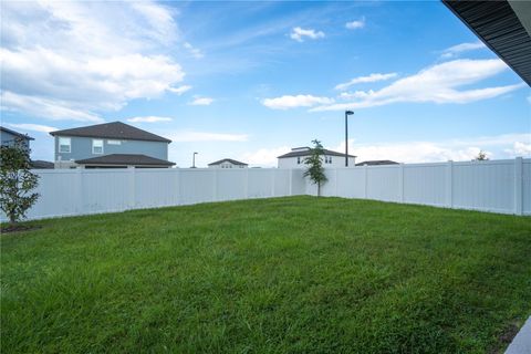 A home in MINNEOLA