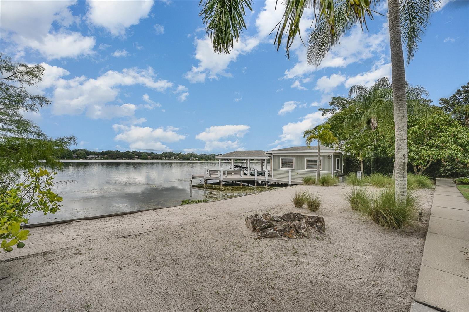 MINNEHAHA SHORES - Residential