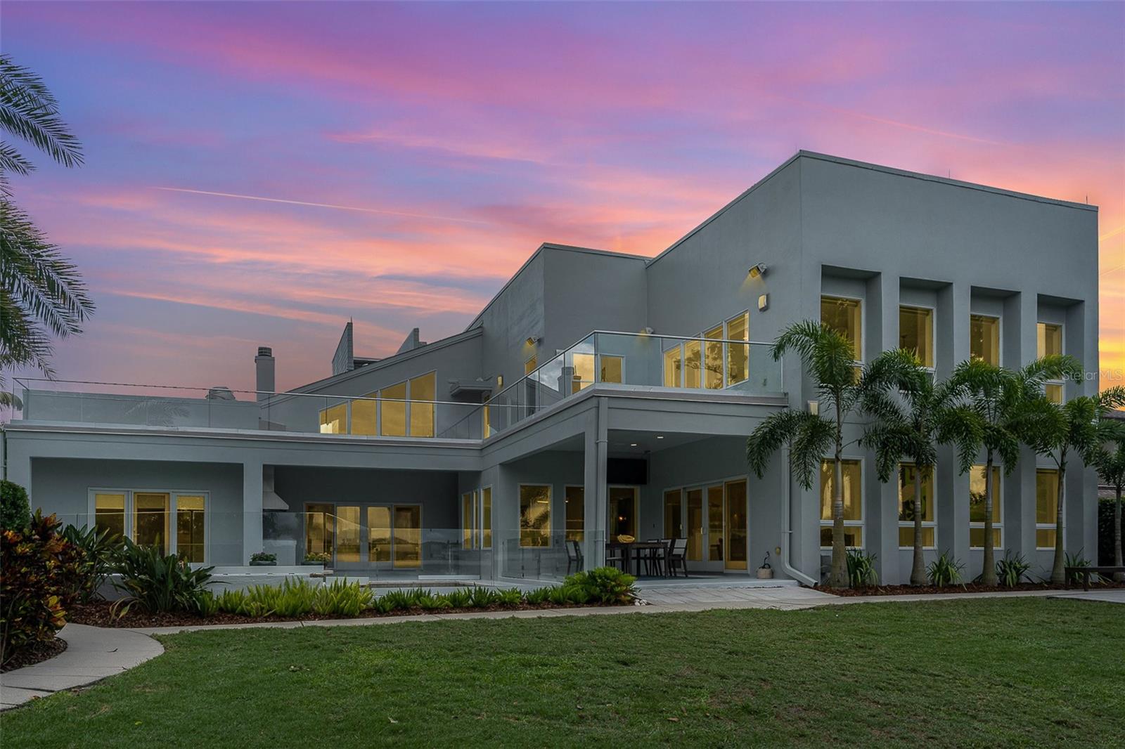 MINNEHAHA SHORES - Residential