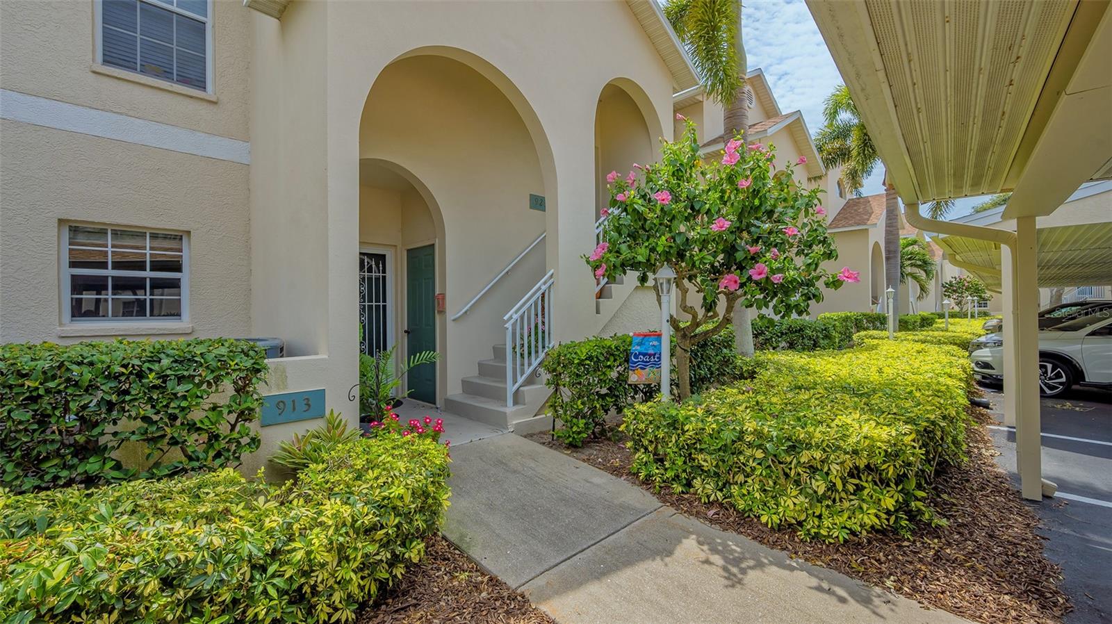 PINESTONE AT PALMER RANCH - Residential Lease