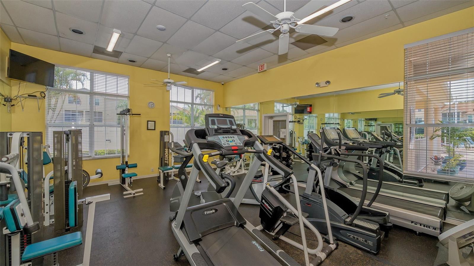 PINESTONE AT PALMER RANCH - Residential Lease