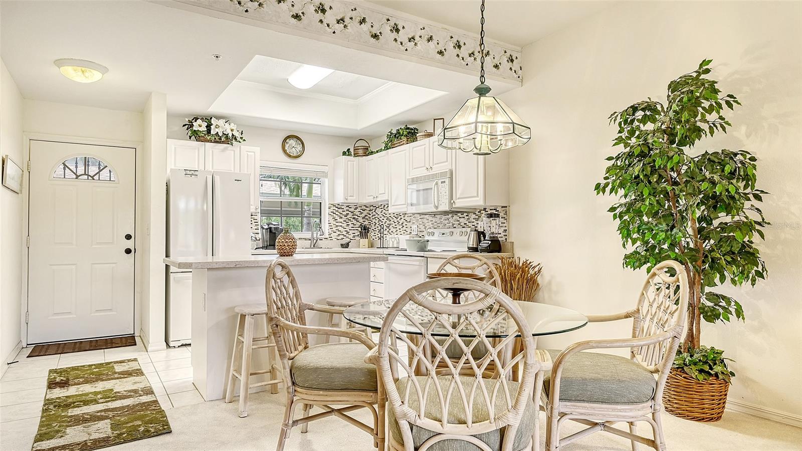 PINESTONE AT PALMER RANCH - Residential Lease