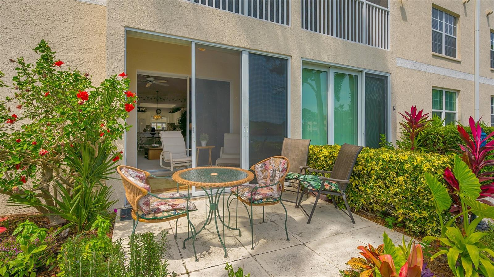 PINESTONE AT PALMER RANCH - Residential Lease
