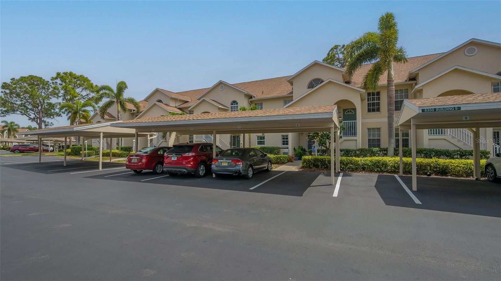 PINESTONE AT PALMER RANCH - Residential Lease