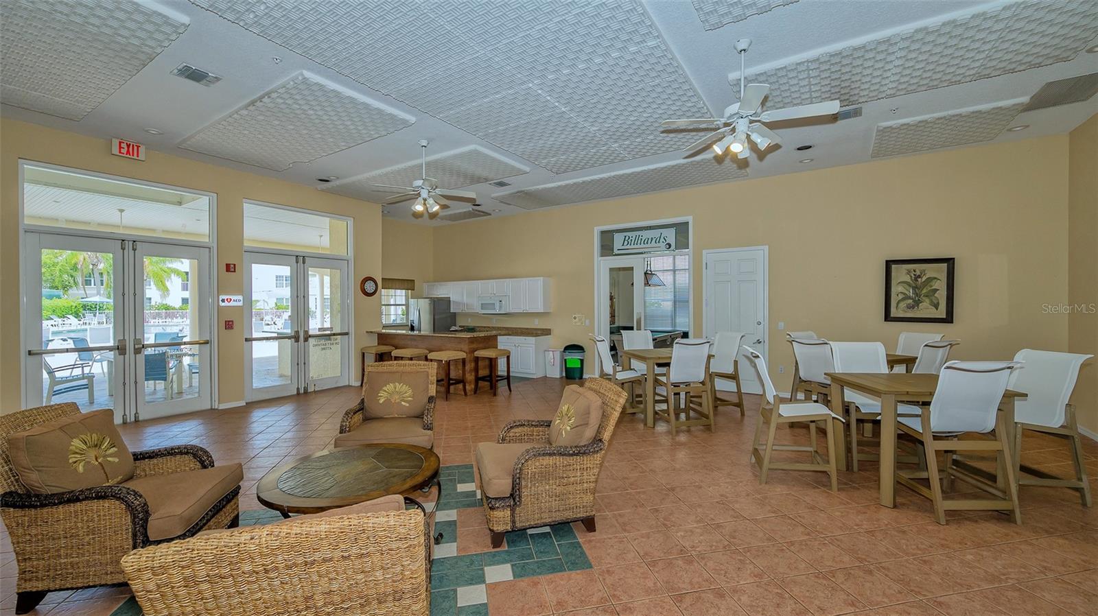 PINESTONE AT PALMER RANCH - Residential Lease
