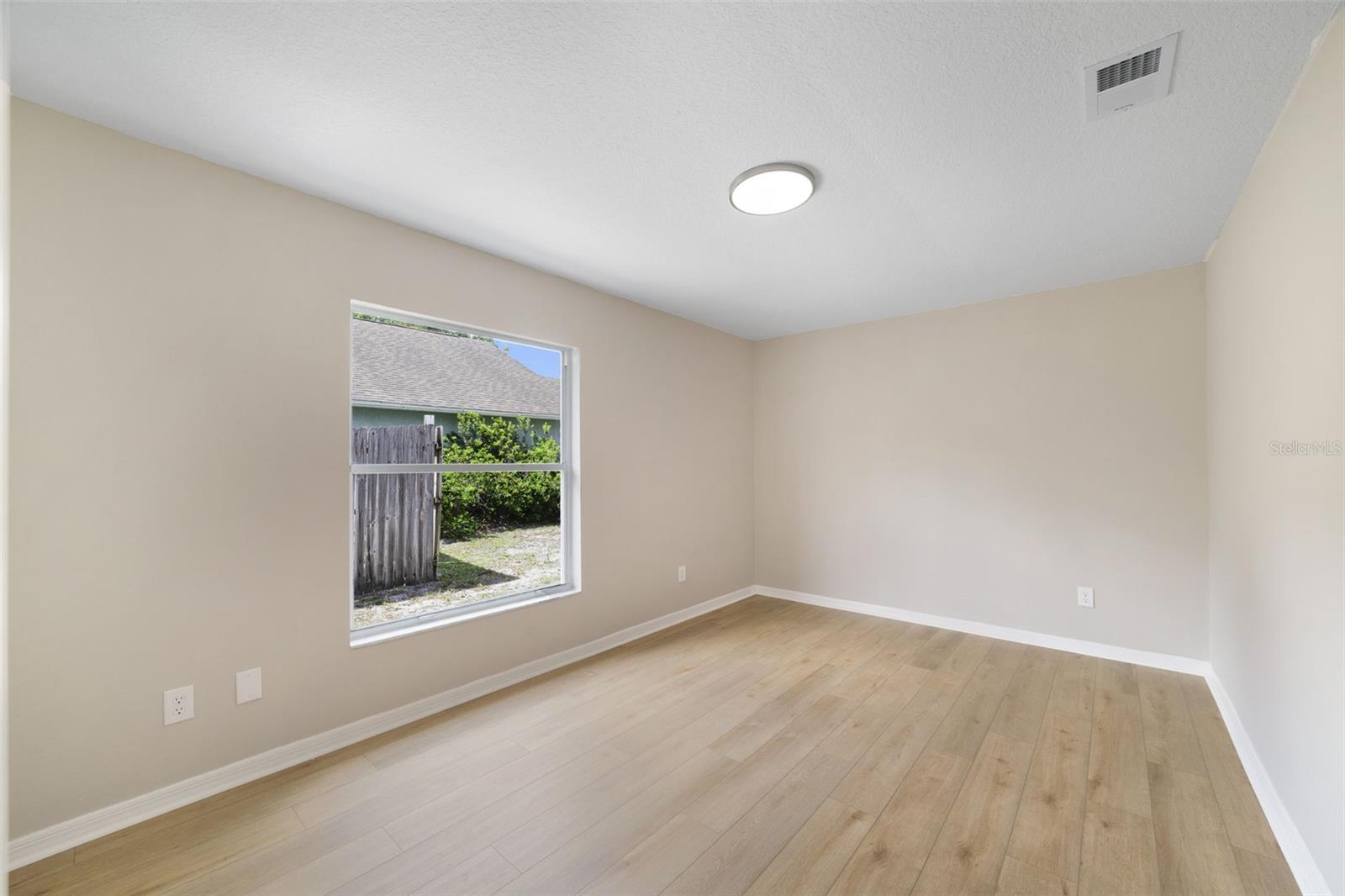 SANCTUARY - Residential