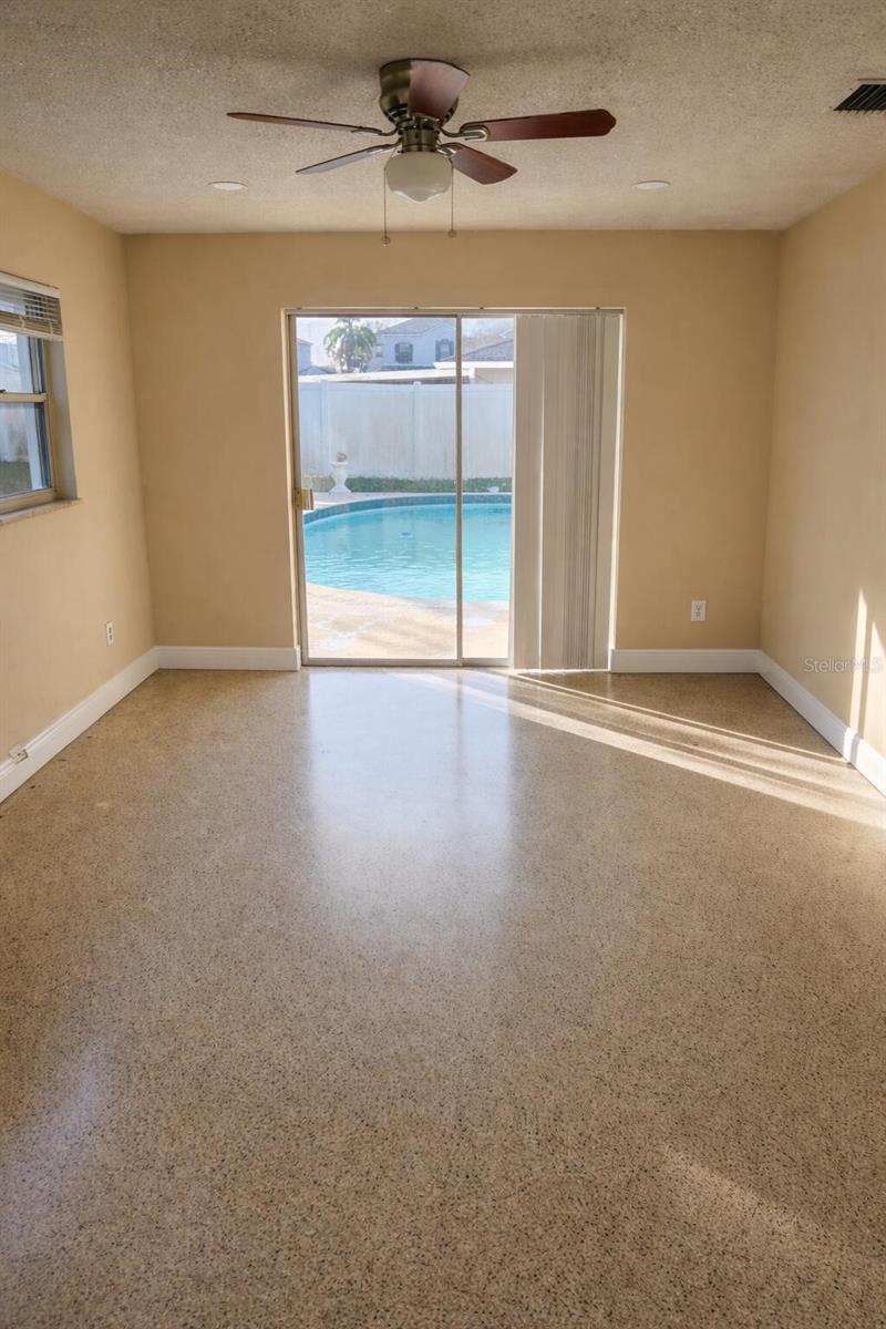 ROCKET CITY - Residential