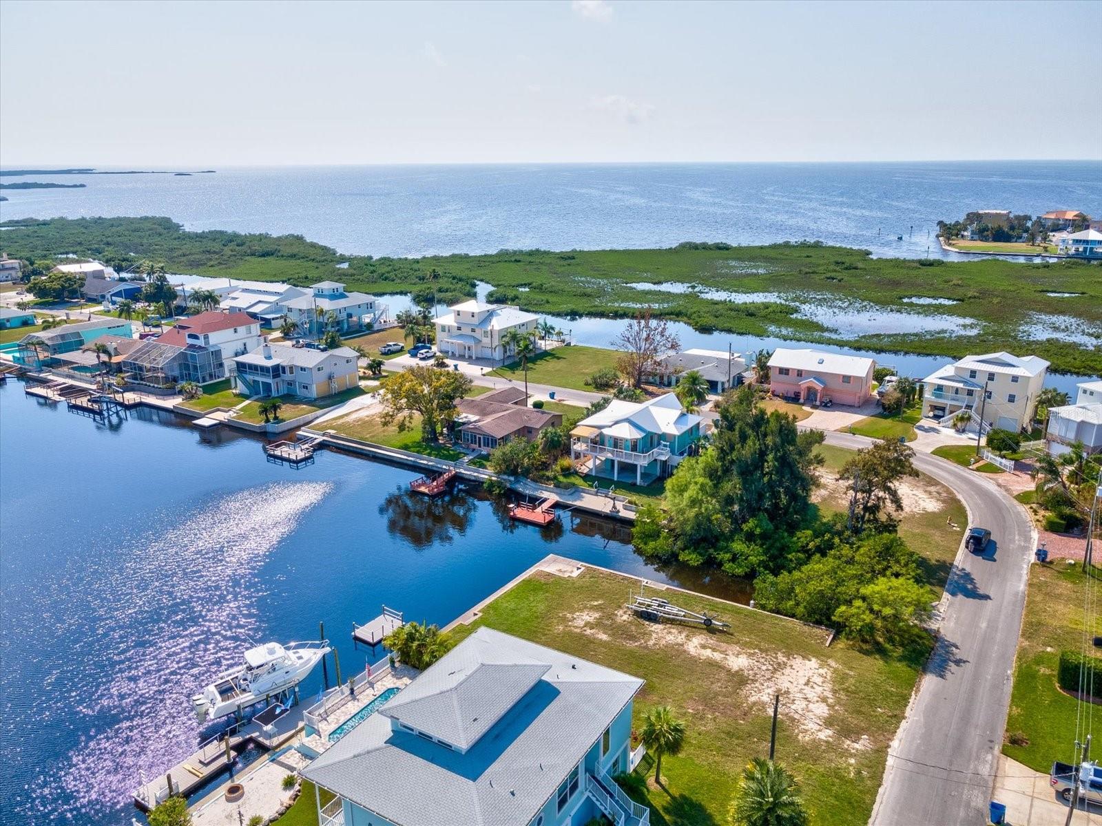 HERNANDO BEACH - Land