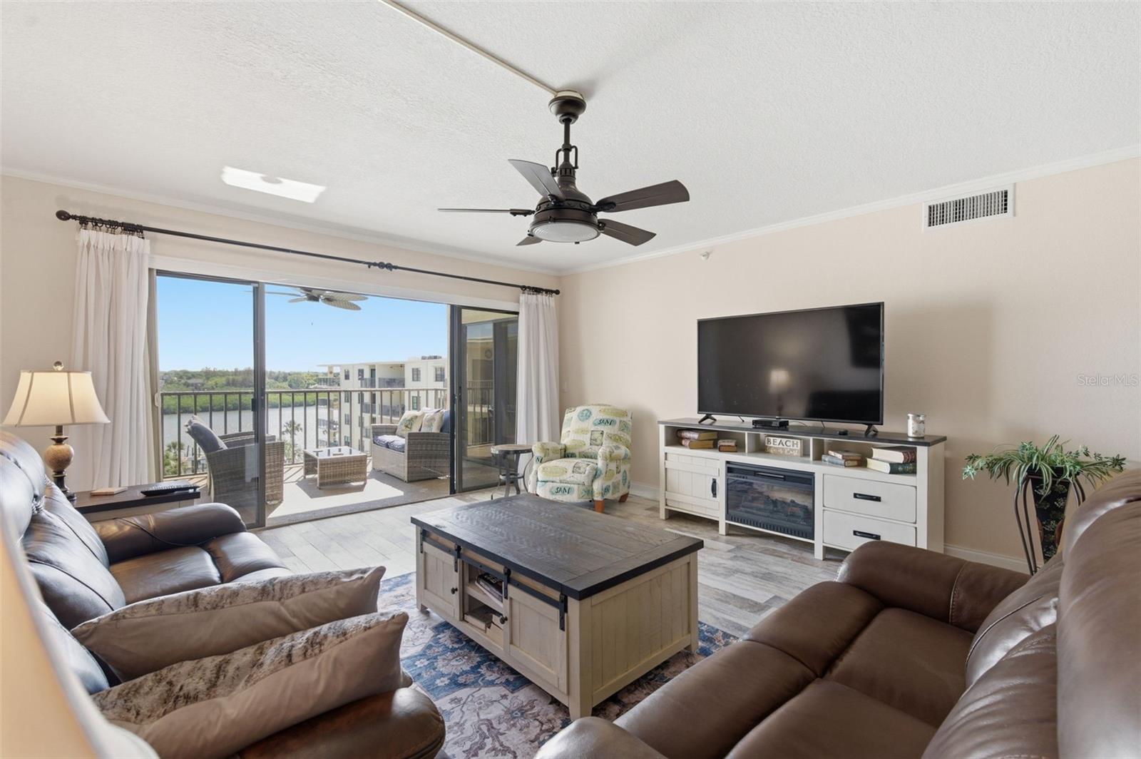 GOLDEN SHORES CONDO - Residential