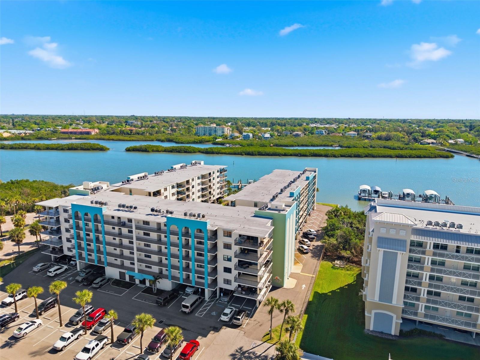 GOLDEN SHORES CONDO - Residential