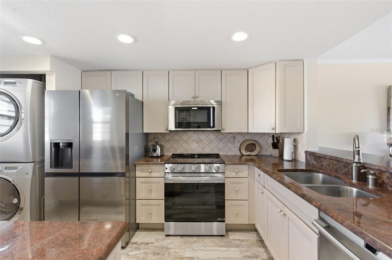 GOLDEN SHORES CONDO - Residential