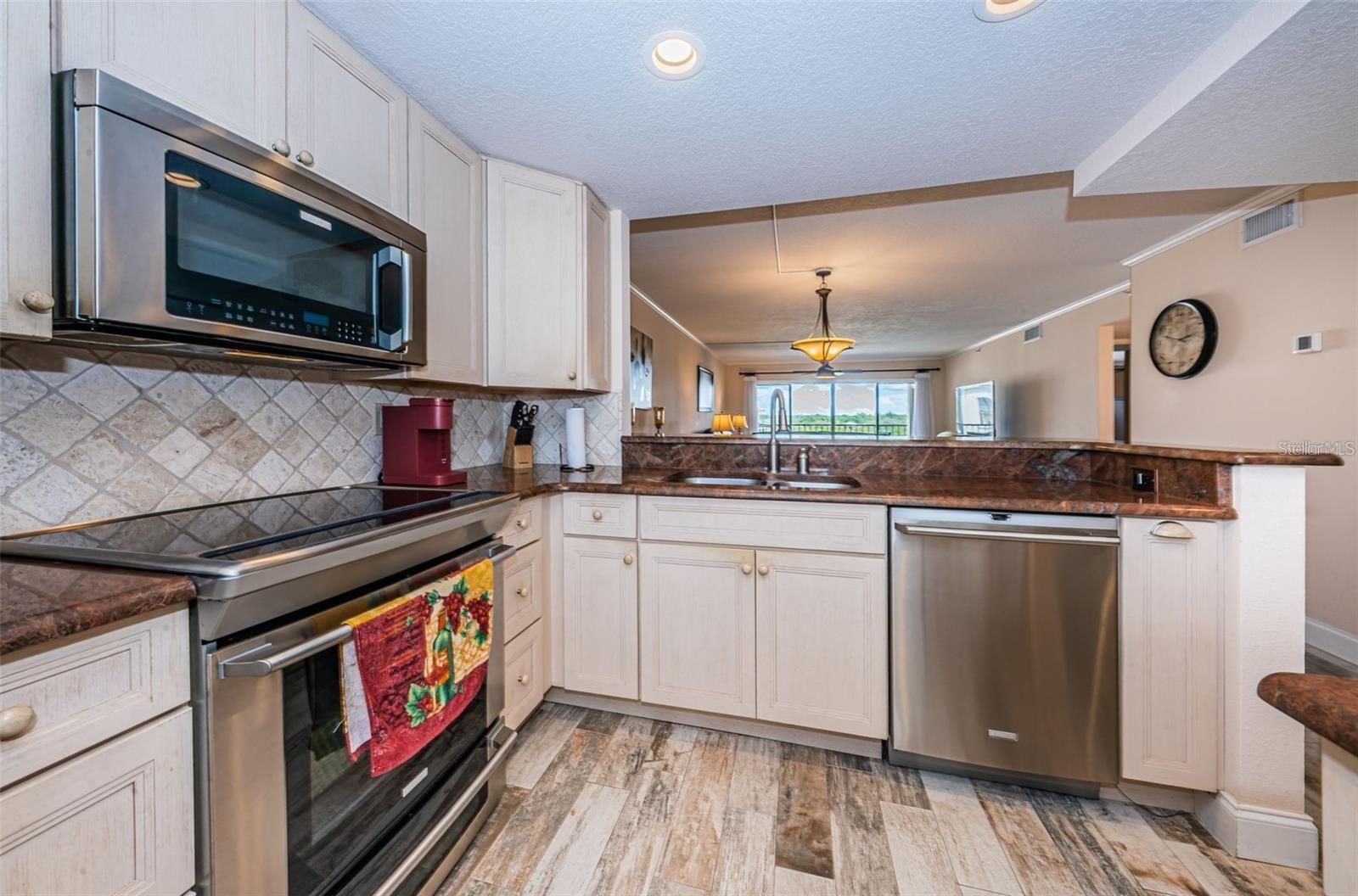 GOLDEN SHORES CONDO - Residential