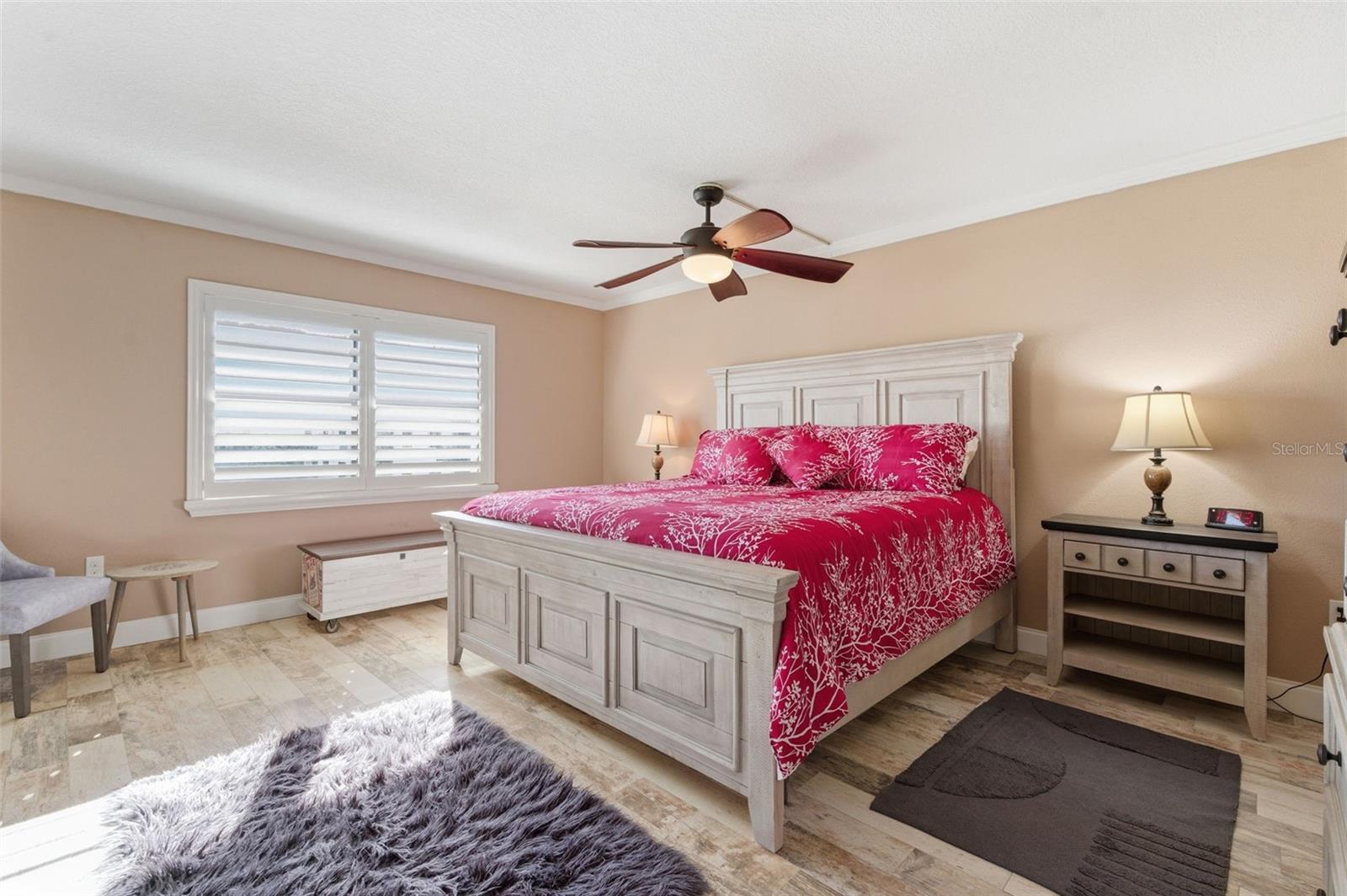 GOLDEN SHORES CONDO - Residential