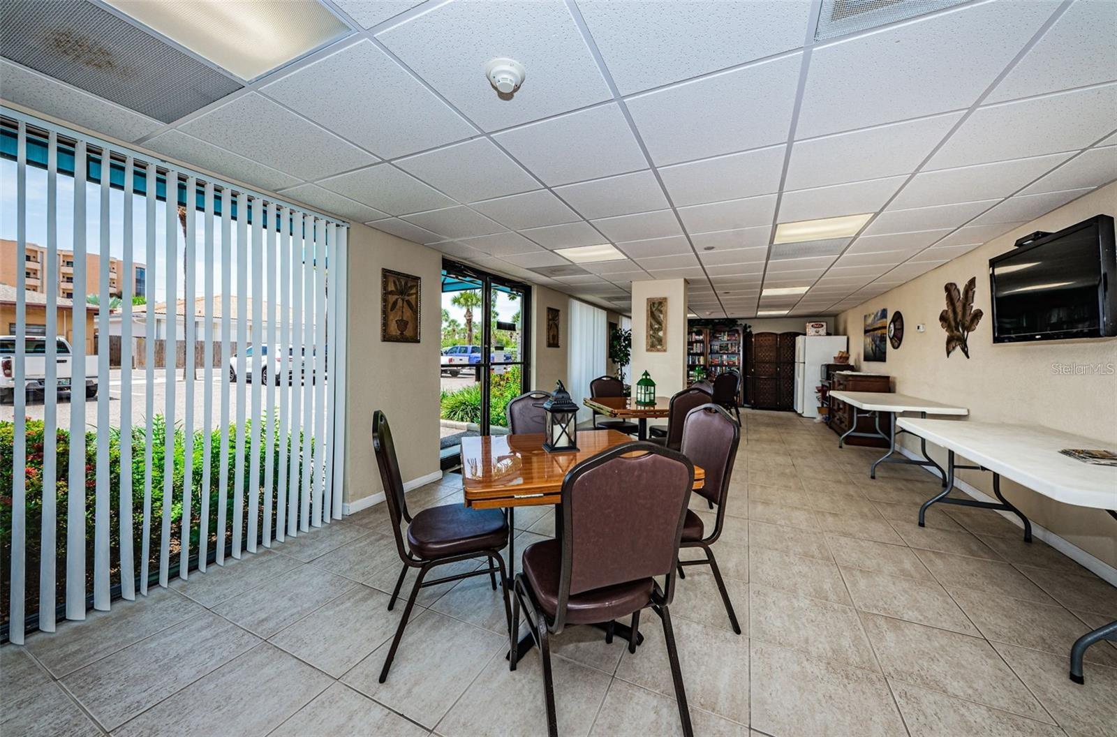 GOLDEN SHORES CONDO - Residential