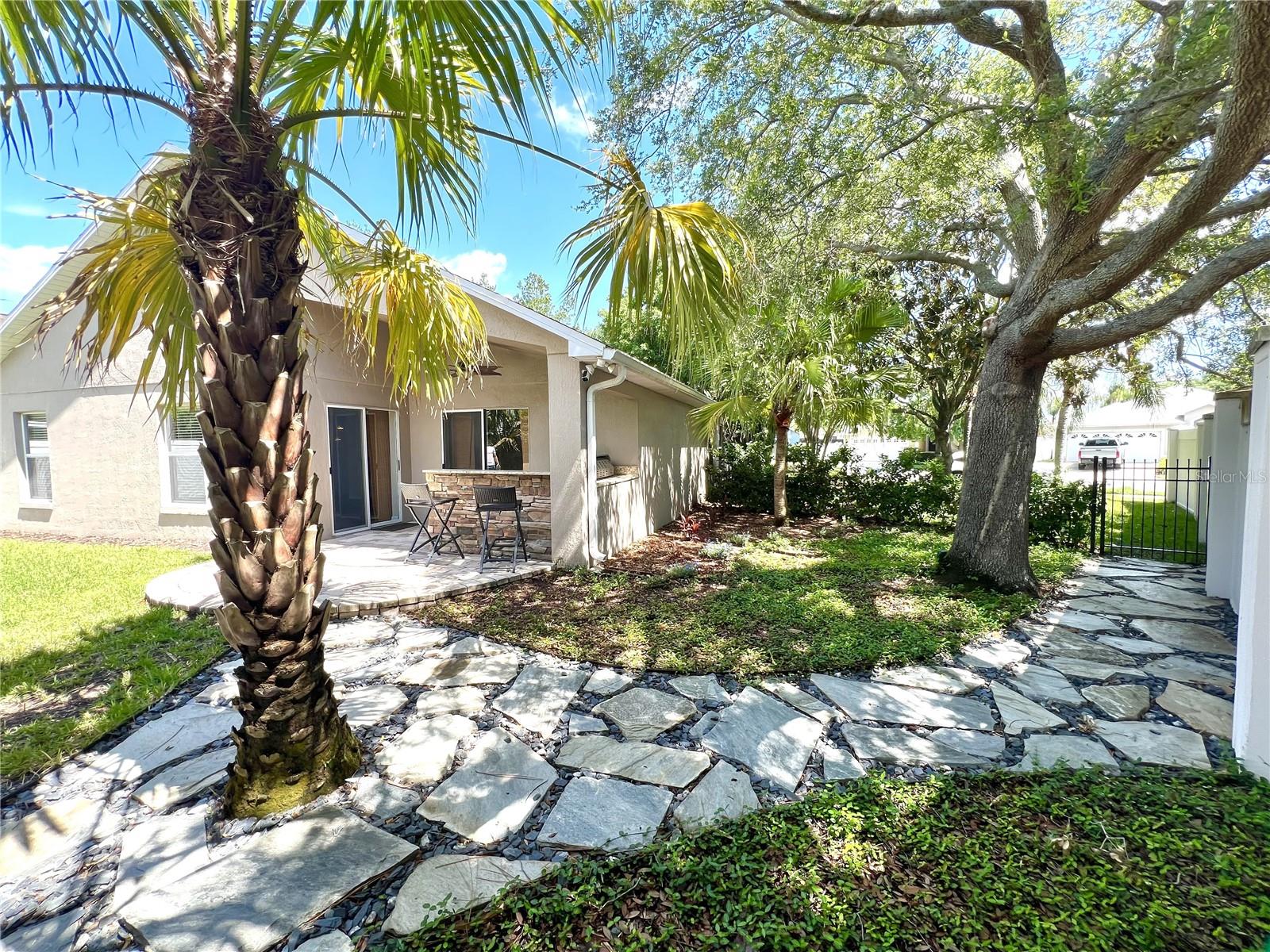 WINFIELD - Residential