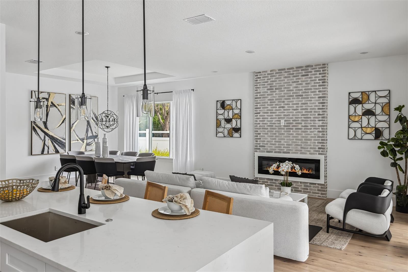 WINTER PARK VILLAGE - Residential