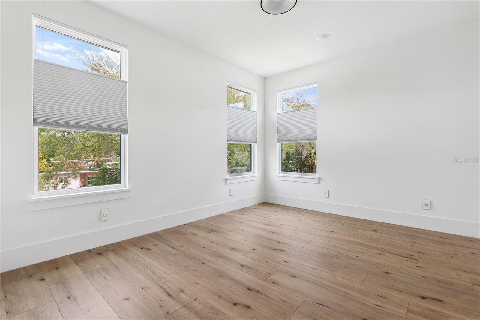 WINTER PARK VILLAGE - Residential