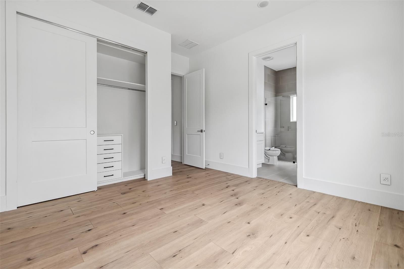 WINTER PARK VILLAGE - Residential