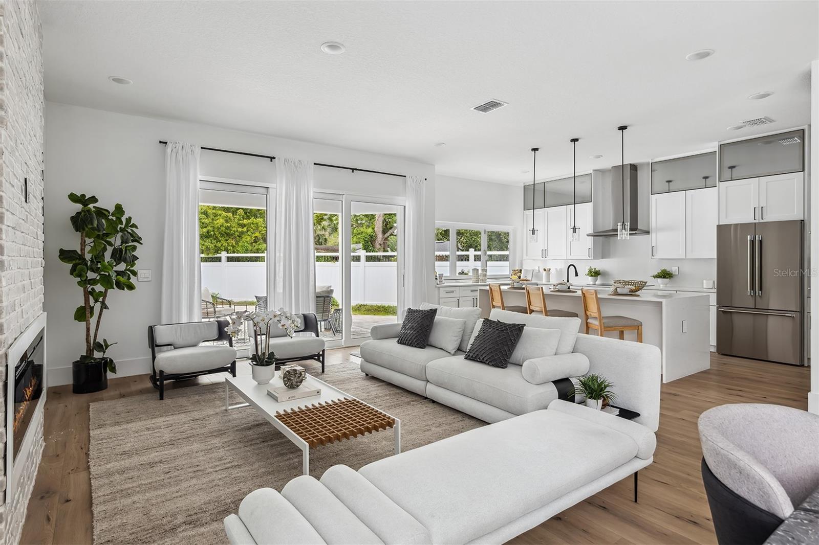 WINTER PARK VILLAGE - Residential