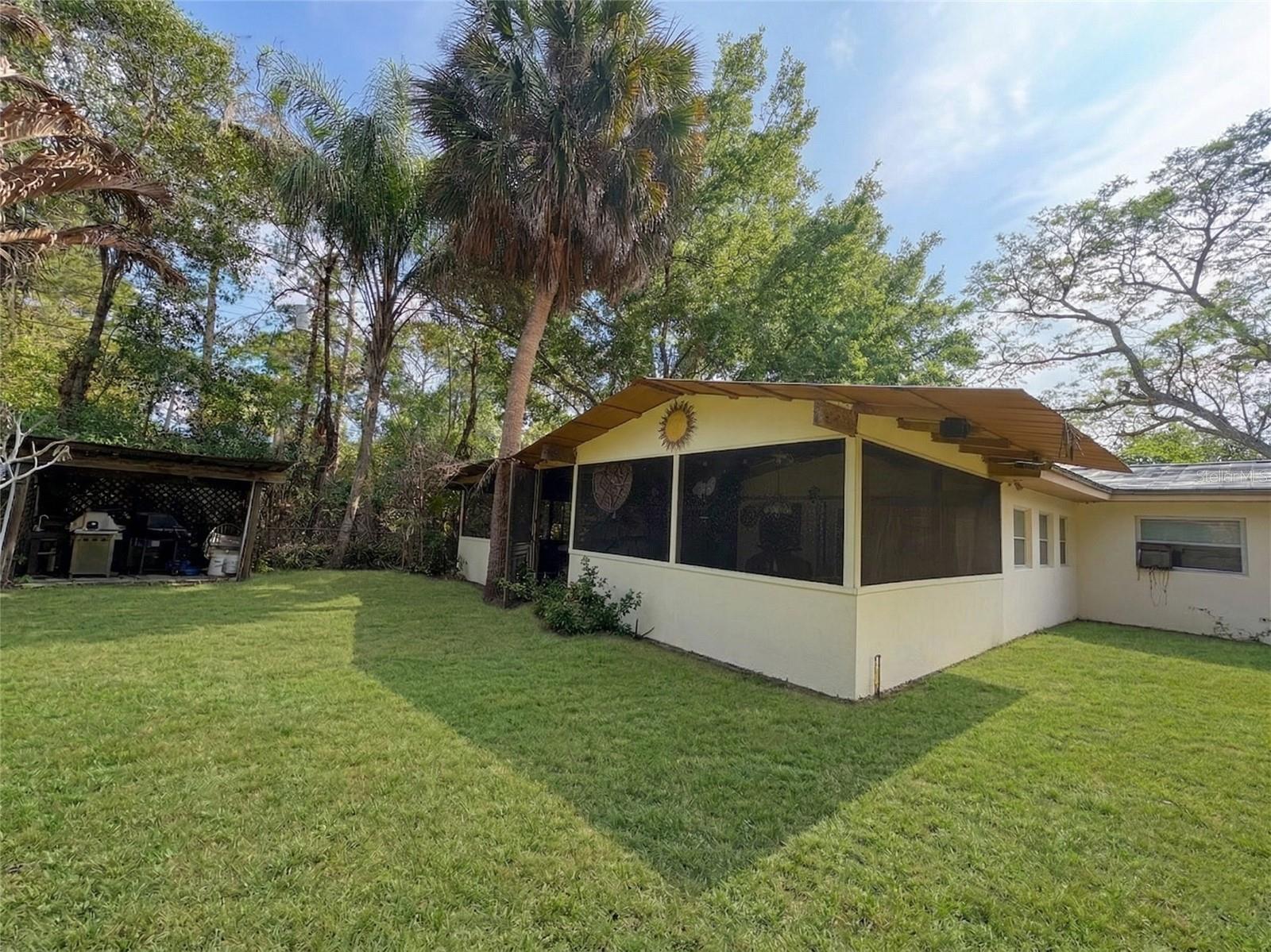 PARKWAY GROVES ESTATES - Residential
