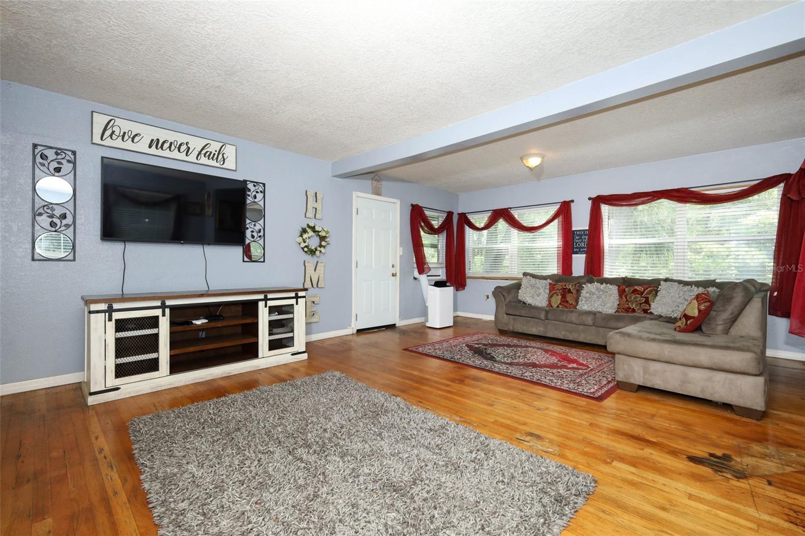 3501 AMIGOS AVENUE