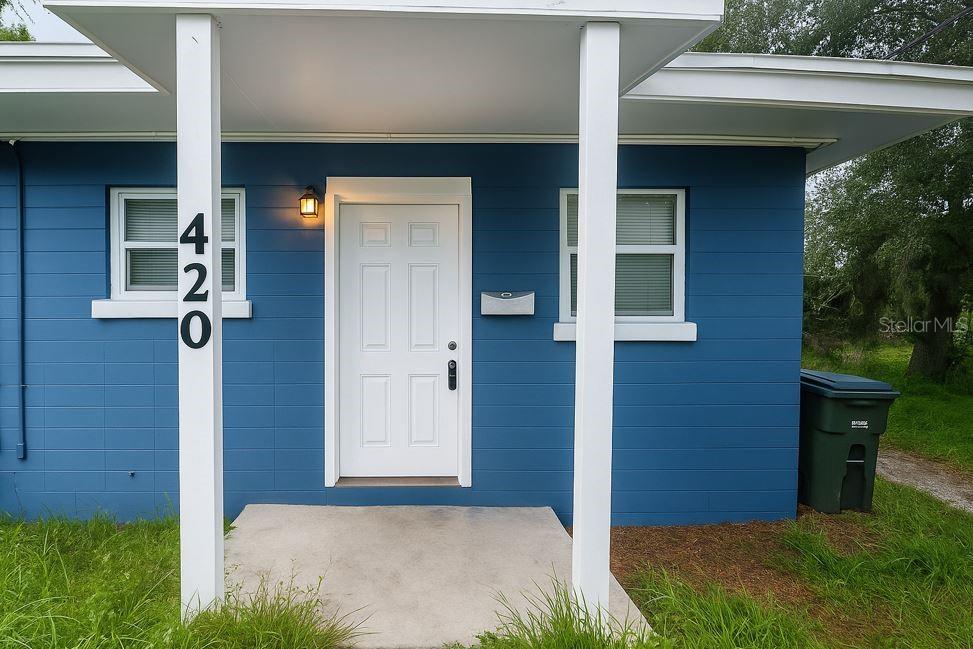 Charming and Cozy 1 bedroom 1 bathroom Just minutes away from the beach! Low maintenance tile floor throughout. Appliances included. The private driveway and home is located on a quiet street. Conveniently located by major highways.