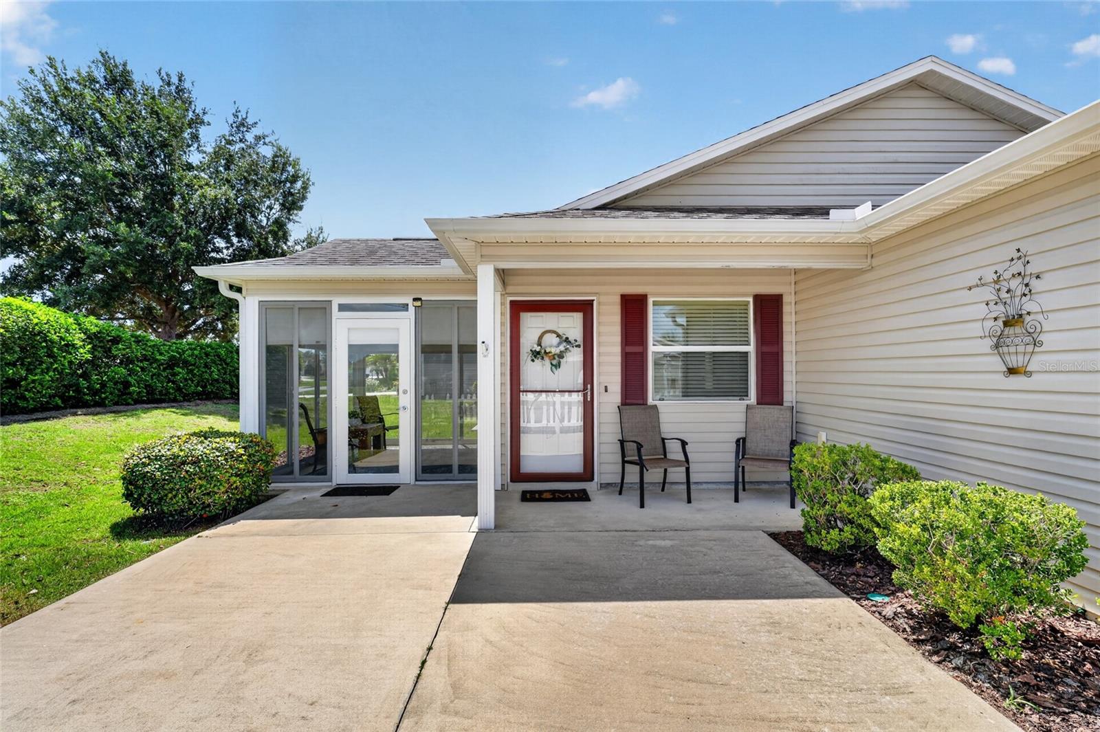 1362 VIOLA COURT