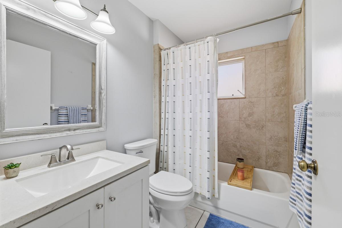 SPANISH GARDENS - Residential